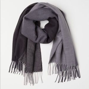 H&M Oversized Weave Scarf